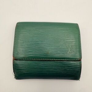 Louis Vuitton Epi Green Trifold Wallet Snap Closure France Authenticated